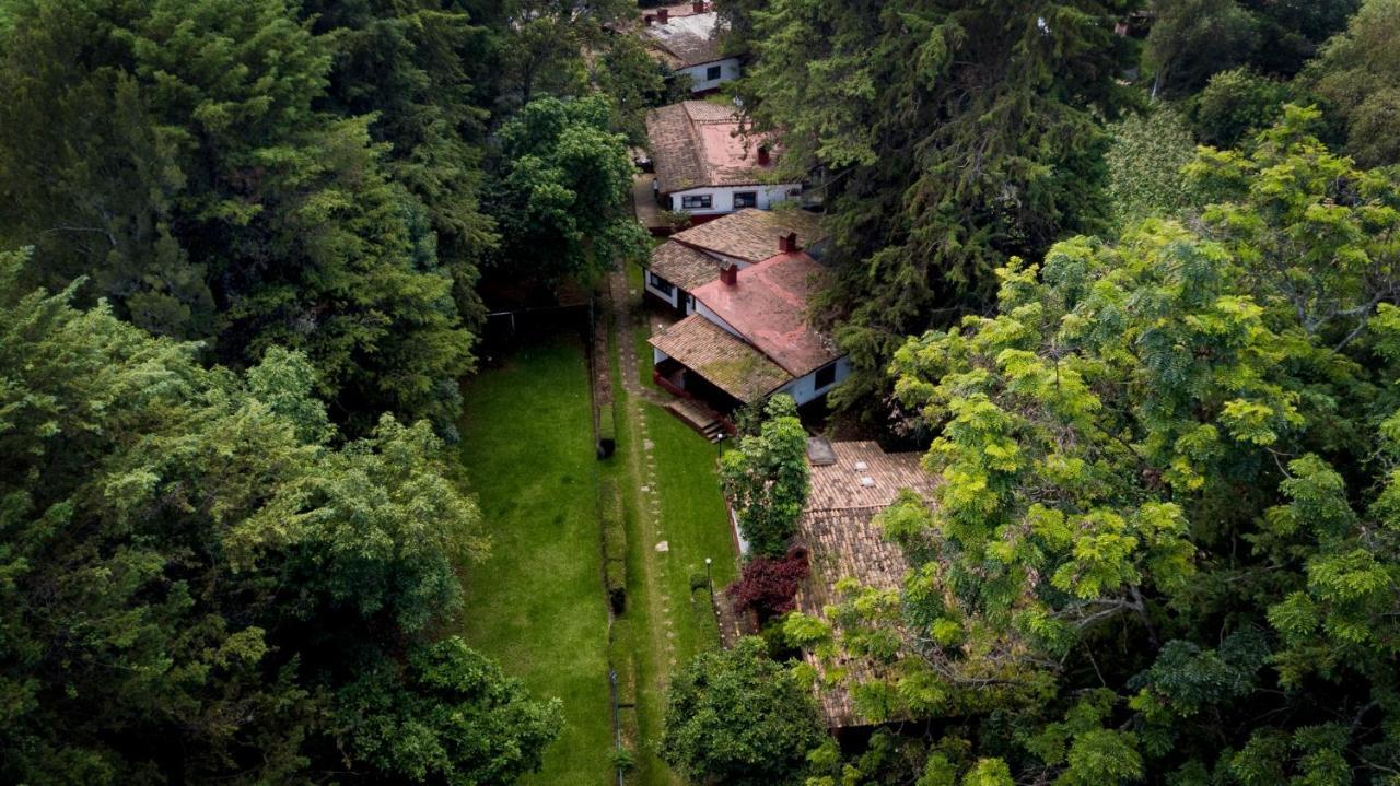 Lago Sol Hotel & Suites Tzintzuntzán Εξωτερικό φωτογραφία