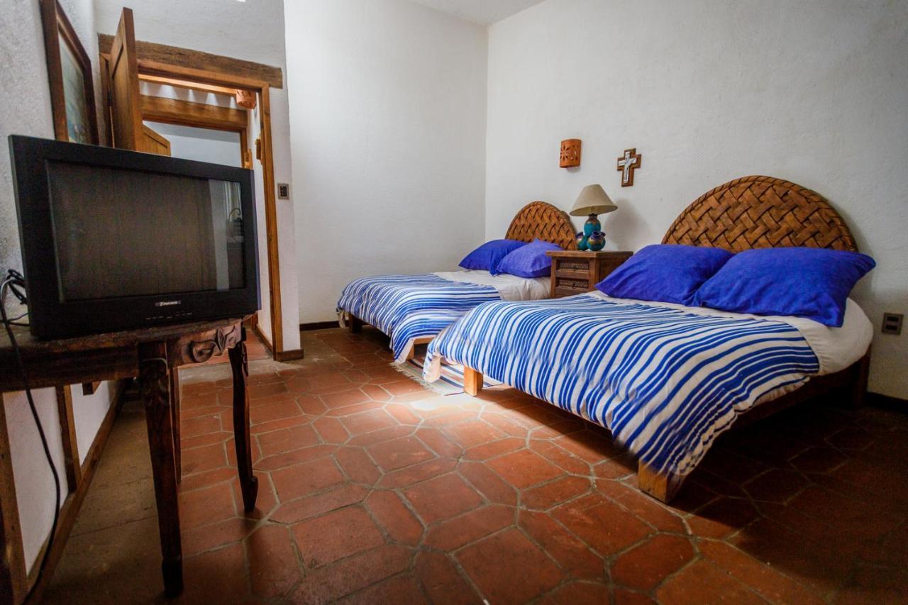 Lago Sol Hotel & Suites Tzintzuntzán Εξωτερικό φωτογραφία