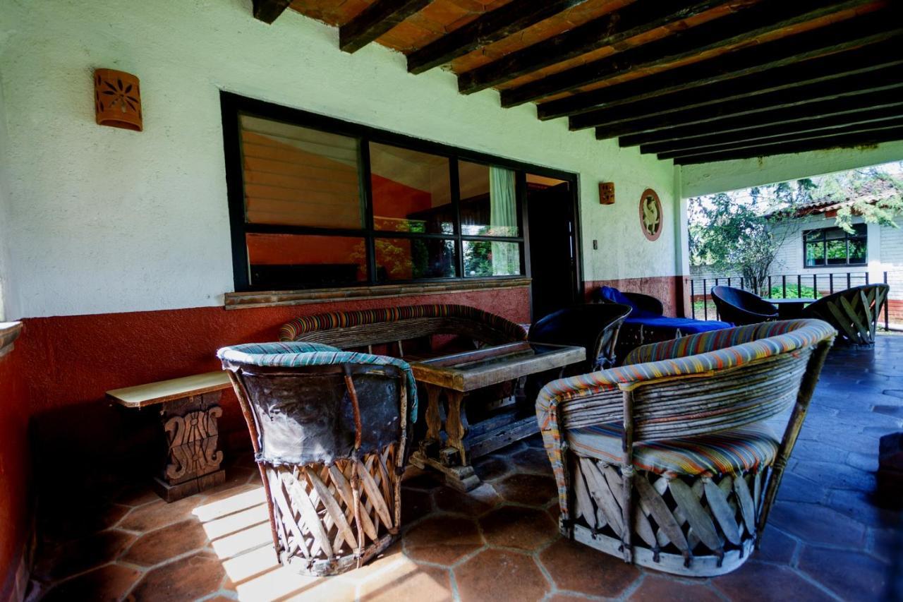 Lago Sol Hotel & Suites Tzintzuntzán Εξωτερικό φωτογραφία